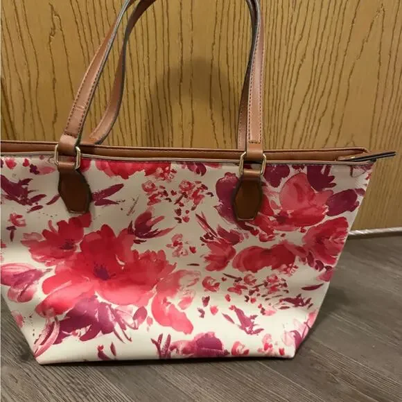 Anne Klein Floral Shoulder Bag For Spring - Picture 9 of 9